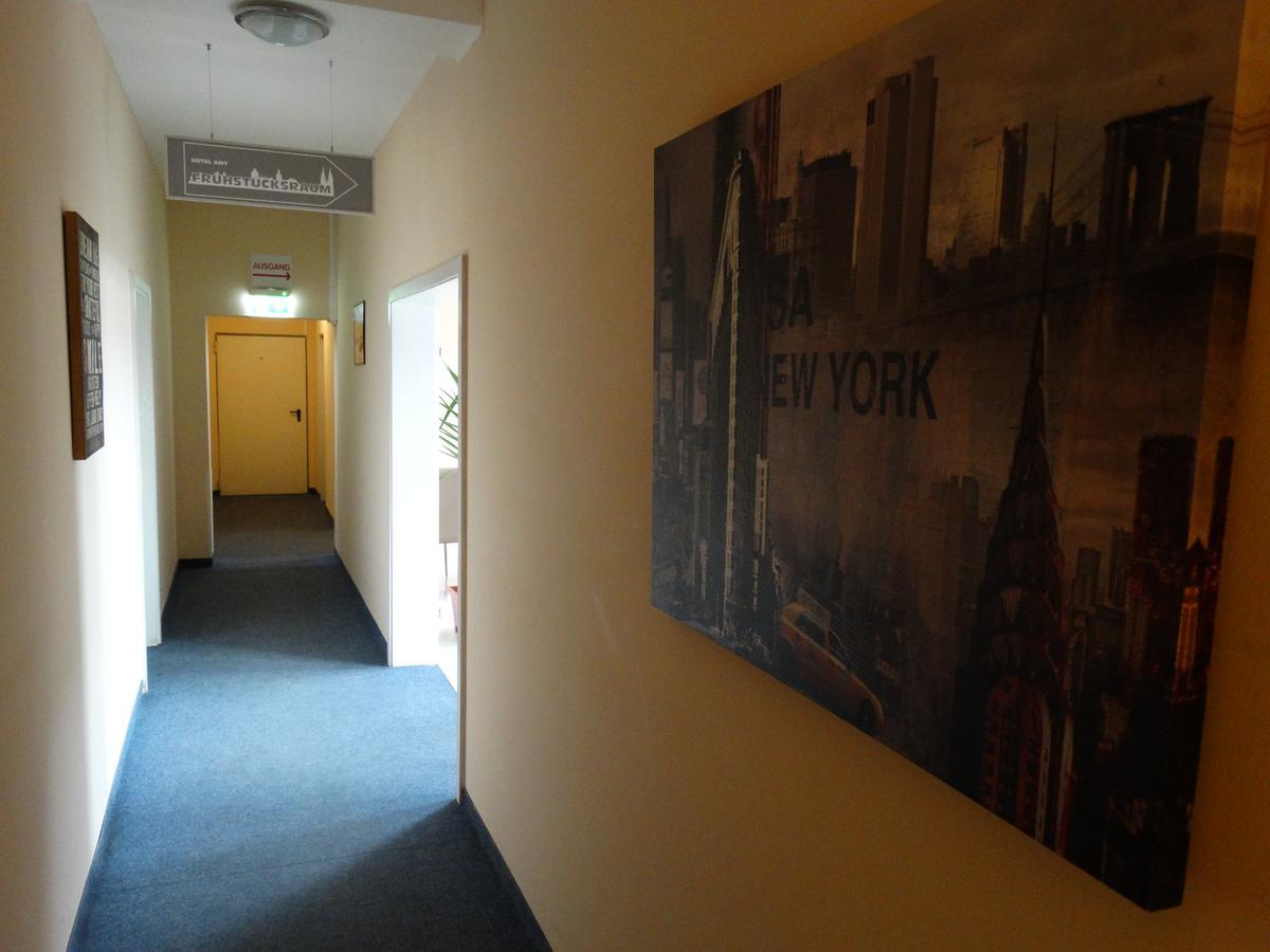 Amy Hotel 2*